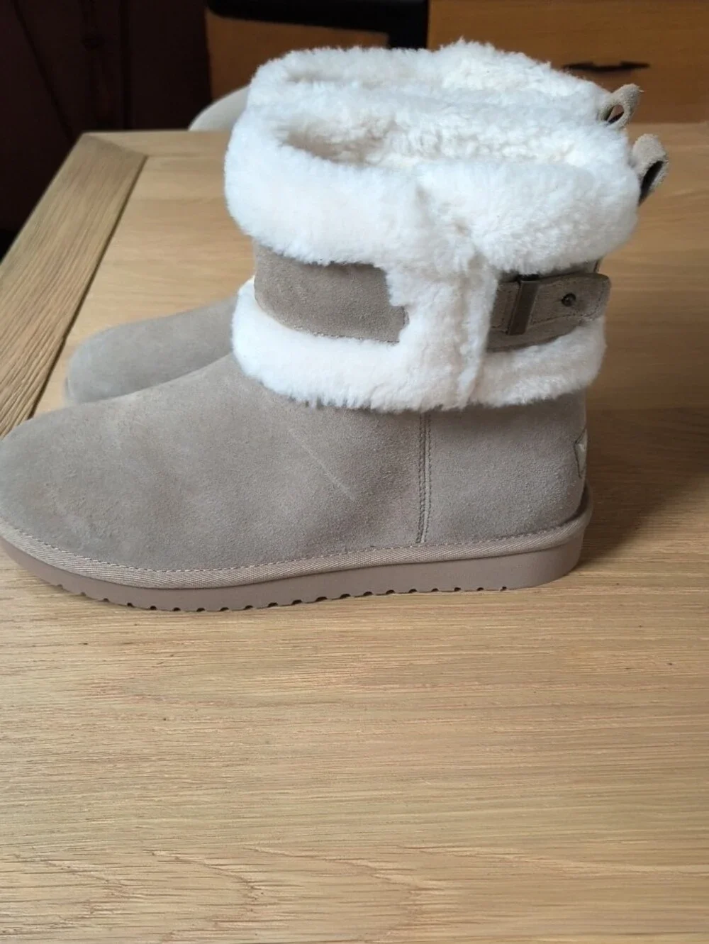 Koolaburra brand new